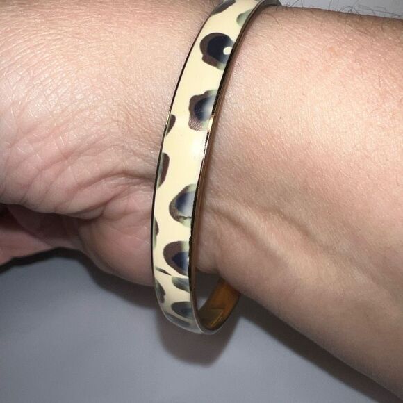 J. Crew Enameled Animal Print Bangle Bracelet‎ - Picture 4 of 7
